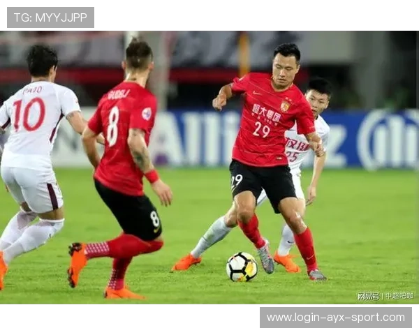K联赛热门前锋转会引发球迷热议，k联赛球队关系